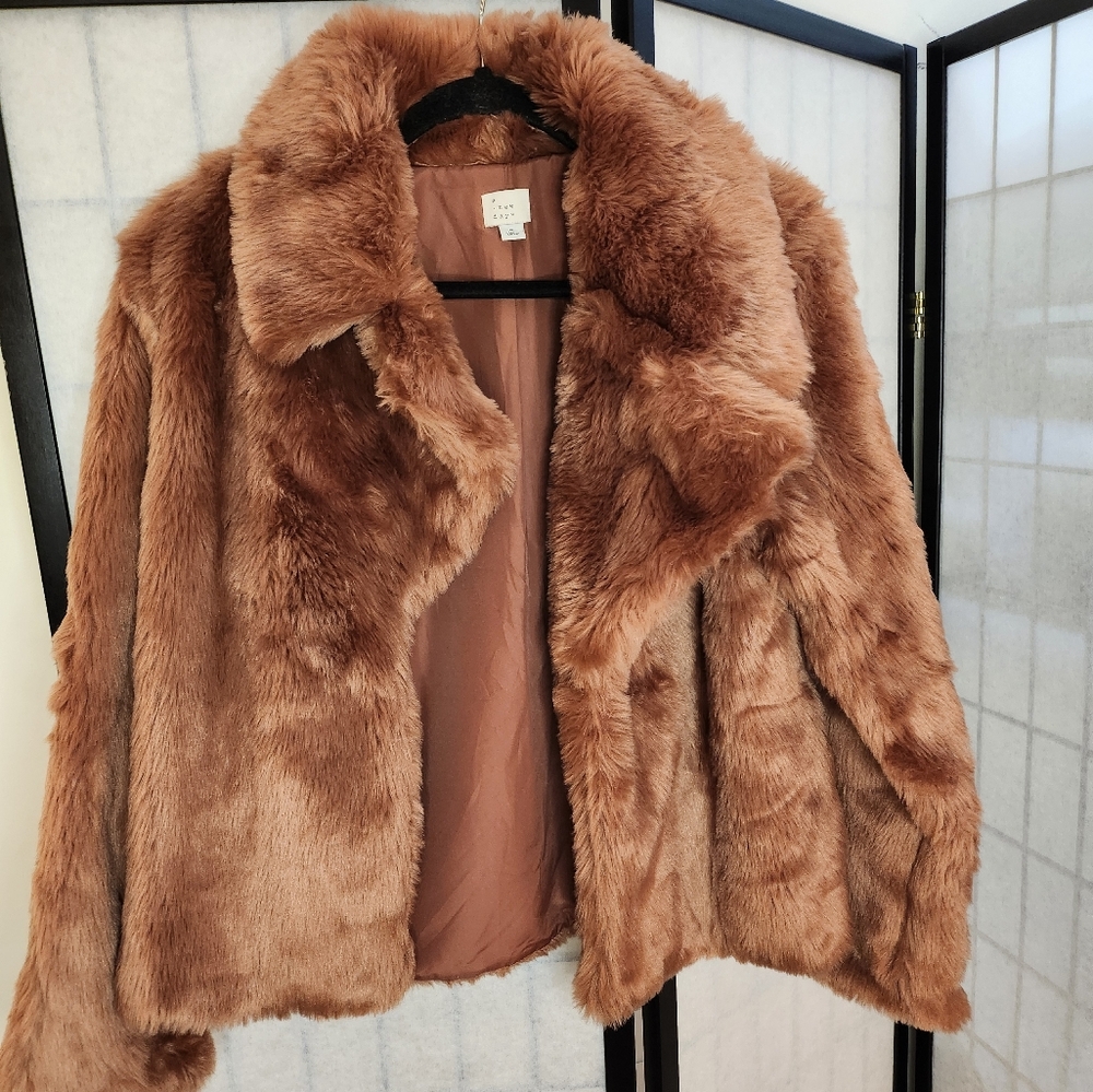 Faux Fur Cropped Coat